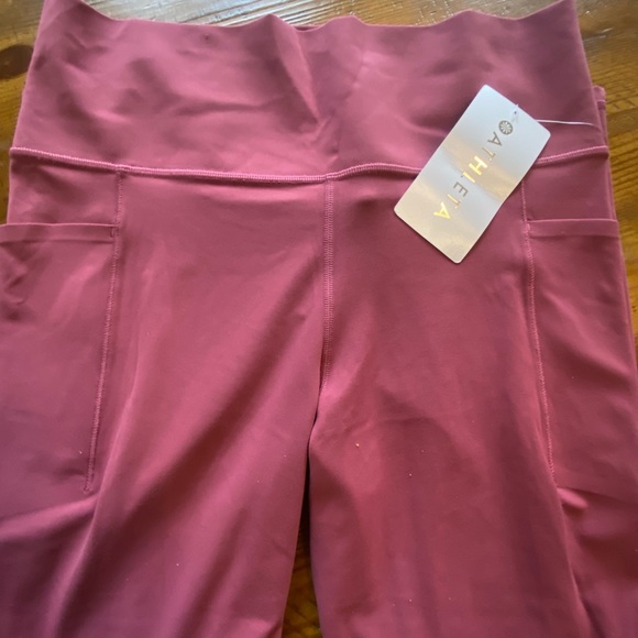Athleta leggings NWT yoga pants - Picture 4 of 5